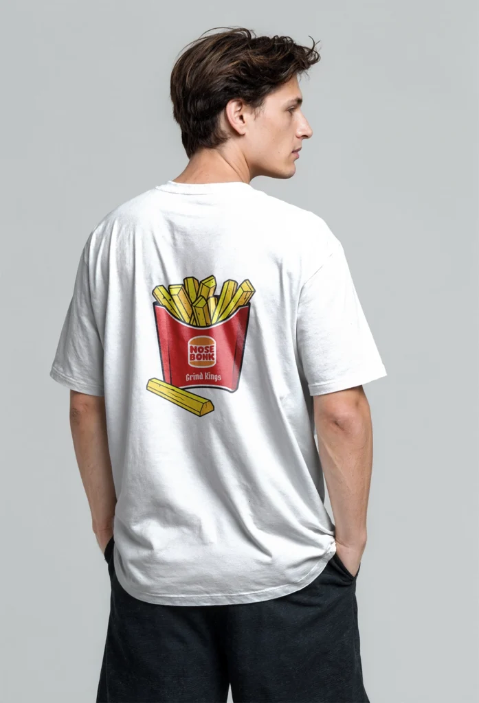 Camiseta de skate Grind Kings en uso – ropa de skate limitada de Nosebonk